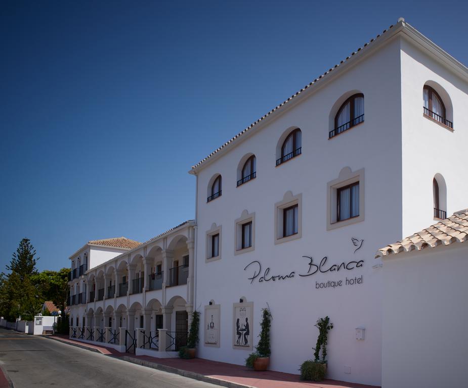 Hotel Paloma Blanca